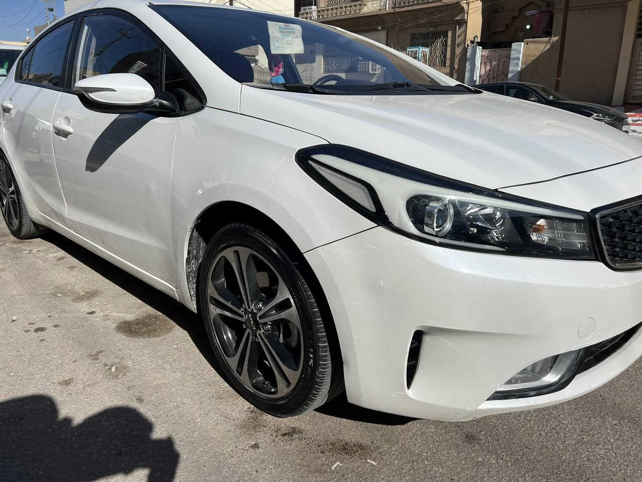 سلام عليكم
سيراتوا 2018 للبيع   
رقم اربيل سنويه نافذه 2023 
مواصفات عاديه
محرك 1600 سياره كفاله فقط مكانين بارد قليل 
حيل نضيفه وجديده ماشيه 100 الف حقيقي 
سعر 137$ 
مكانهه نجف ***********
