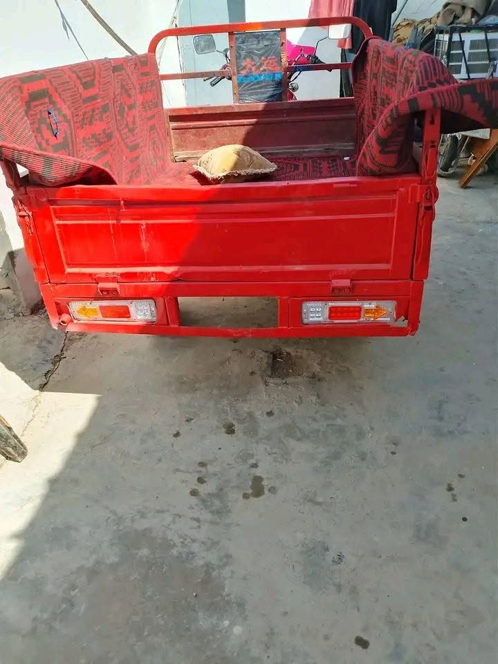 ستوته دايوان فحل موديل 18مكينه 25 كهربائيات شغاله تواير جدد ضفيره جديده اوراق اصوليه سعر1300 وبيها مجال للشراي مكاني الكوت شارع النفط


**إذا كنت صاحب هذا الإعلان وتريد حذفه لأي سبب، رجاءا أرسل رسالة إلى الدعم الفني**