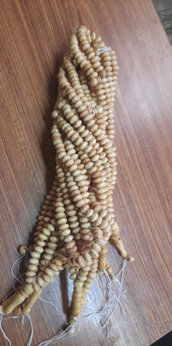 السلام عليكم،
مساء الخير. نسأل الله أن تكون ليلة القدر مباركة على جميع المسلمين.

نحن مصنعو مسابح الشمشير في إسطنبول – تركيا،
نقوم بالإنتاج والبيع بالجملة.

المقاسات والأسعار:
 • خرز ٥ ملم — 8$
 • مسبحة شمشير ٦ ملم — 8.5$
 • مسبحة شمشير ٧ ملم — 9$
 • مسبحة شمشير ٨ ملم — 9.5$
 • مسبحة شمشير ١٠ ملم — 10$

الأسعار هي سعر الدستة.
الدستة الواحدة تتكون من 10 مسابح (99 حبة) من الشمشير.
(مقاس ٥ ملم يباع كخرز فقط).

يمكن طلب البضاعة مع تركيب أو بدون تركيب حسب رغبتكم.

طريقة العمل:
 • نقوم بتجهيز الطلب معكم.
 • يتم دفع 40٪ مقدماً.
 • نعطيكم موعد التسليم (حسب حجم الطلب).
 • عند انتهاء التصنيع يتم دفع المبلغ المتبقي.
 • ثم نقوم بشحن البضاعة.

لدينا شحن إلى:
 • السودان
 • تشاد
 • المملكة العربية السعودية

أسعار الشحن الجوي لكل 1 كغ:
 • السودان: 9$
 • تشاد: 8$
 • السعودية: 4$

طاقتنا الإنتاجية أكثر من 50,000 دستة سنوياً.

نتمنى لكم تجارة مباركة.

#خشب_شمشير #قلم_شمشير 
#خشب_شمشير_خاص #خشب_شمشير_للمسابح #خرز_شمشير #خرز_٥مل #خرز_مسبحة #مسبحة_شمشير #سبحة_شمشير #مسابح_شمشير #مسبحة_٦مل #مسبحة_٧مل #مسبحة_٨مل #مسبحة_١٠مل #سبحة_خشب #مسبحة_خشب #مسابح_خشب #صناعة_المسابح #تجارة_المسابح #بيع_مسابح #خرز_للمسابح #مواد_المسابح #صناعة_السبح #مسبحة_اسطنبول #مسابح_اسطنبول #مسبحة_تركيا #مسابح_تركيا #صناعة_تركيا #منتج_تركي #مسبحة_السودان #مسابح_السودان #تجارة_السودان #مسبحة_تشاد #مسابح_تشاد #تجارة_تشاد #مسبحة_نيجيريا #مسابح_نيجيريا #تجارة_نيجيريا #تجارة_افريقيا #مسابح_افريقيا #بيع_بالجملة #مسابح_جملة #خرز_جملة #مسبحة_جملة #توصيل_للسودان #توصيل_لتشاد #توصيل_لنيجيريا #تسليم_فوري #بضاعة_جاهزة #شحن_جوي #اسطنبول #تركيا


**إذا كنت صاحب هذا الإعلان وتريد حذفه لأي سبب، رجاءا أرسل رسالة إلى الدعم الفني**