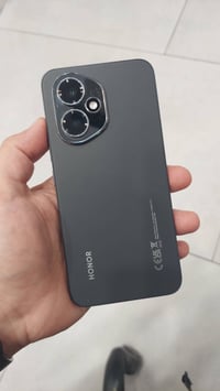 هونر 400 ذاكرة 512 عشوائية 12 نظيف كلش غراضة كاملة 440الف للاتصال 0787...