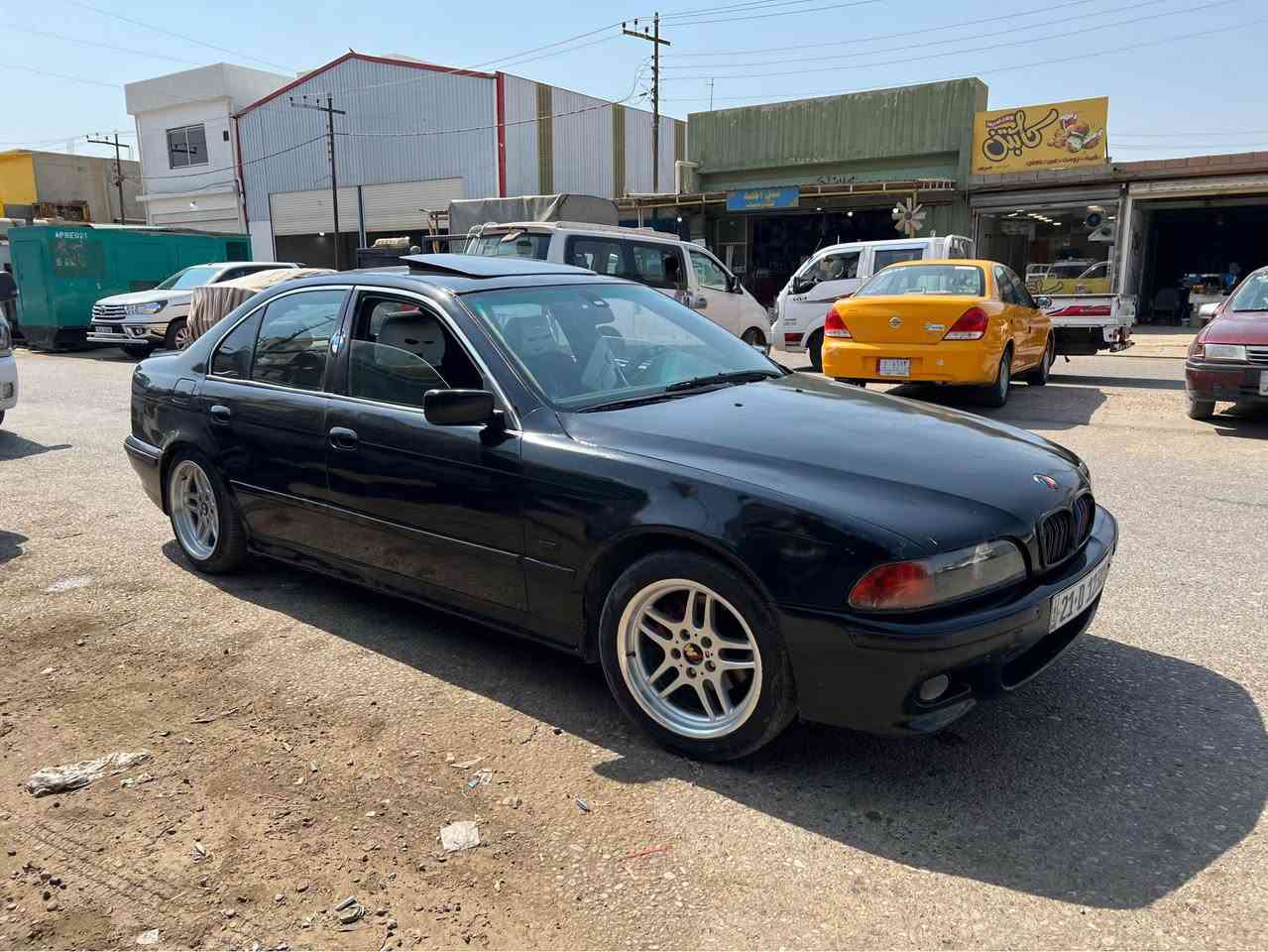 للبيع bmw بومه حجم 528 أو محرك 528 كير تماتيك أو عادي موديل 97 سياره نضيف كير محرك بل شرط 4تايرات جديد محرك جديد لايت زينون رقم سليمانية جديد بسمي شرط تحويل سعر 67 اوبيه مجال مكاني طوز خورماتو أو هاي رقمي *********** طوز, صلاح الدين
