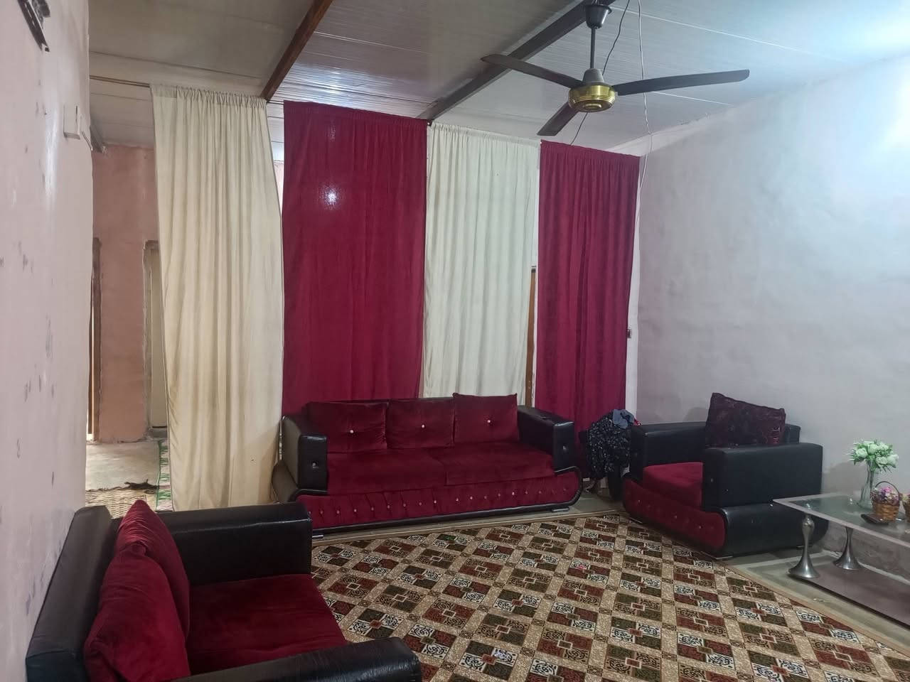 السلام عليكم
بيت  زراعي سند ٣٥ للبيع البيت مساحة ٥٠٠متر 

البيت بي ٣غرف وصاله كبيرة واستقبال كبيرة 

ومطبخ وحمام
وحوش كبير
وبي محل 
الصكف سنتويج

العنوان بغداد الكرغولية السايد الواحد شارع معرض دبي

الشراي يتصل على هذا الرقم *********** رجائن الشراي يتصل
