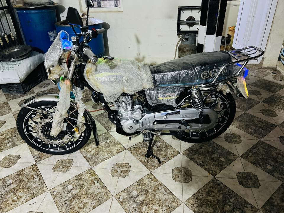 السلام عليكم دراجه لبيع موديل 25 الدراجه بعده بل ليلوان  صفر منفيس  سويج 3 نسخ الدراجه دبل دسك كلج دهن مكفوله من كلشي سعر 750 وبي مجال  مكان كركوك دبس طريق موصل ***********
