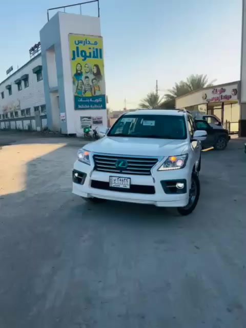 سلام عليكم لكزز 2014بريم  فول موصفات بيه البنيد مفتوح مكينه كير كفاله سياره جاهزه على آخر حبايه بيع أو مراوس بلاندكروز أو تاهو  ***********
