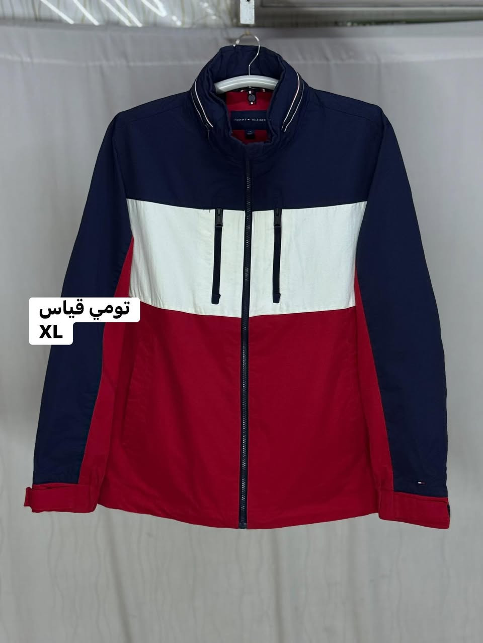 قمصله +يلك سوبر كريم 
القياس  S /M/ L/ XL
النظافه 💯/💯  

يوجد توصيل 🚚 (بغداد -محافظات )
☎️رقم الهاتف :***********

للحجز -دايركت
