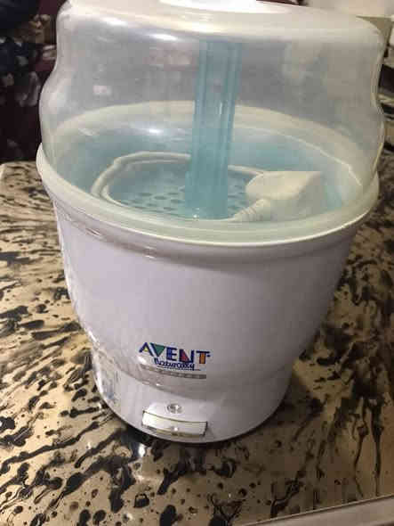 شبه الجديده اصليه قويه فلبس سعر السخان ٥٠ سعر المعقمه ٧٠ حجم كبير شيل ٦ ممات ستعمال قليل
