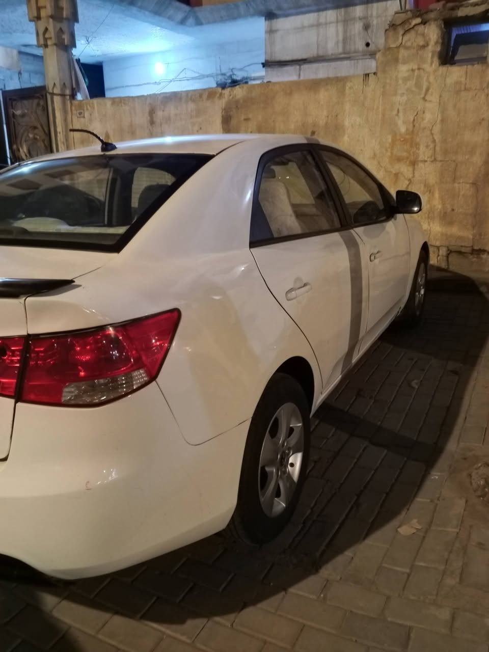 كيا سيراتو خليجي موديل 2010
(كير ومكينه وتبريد وحداديه وتخم تاير بالكفاله)
حالة البدي يوجد صبغ مكانات متفرغه  بدون ضربه وبدون معجون ولا يوجد ضرر داخلي او عيب شرعي 
رقم بصره سنويه لل٢٨ 
السعر ٧٧وبيها مجال للشراي 
مكاني بالبصره 
***********
