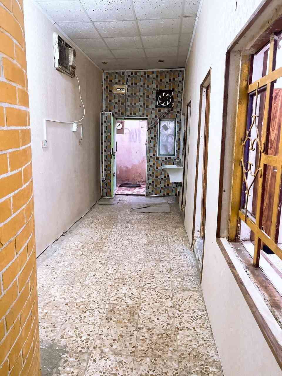 مشتمل للايجار حي ٤٠٠ دار مدينة الصدر يكفي نفرين
مع النت والكهرباء والماي ومكيف بالهول (٣٠٠ )بضهر مدرسة بنت الهدى
رقم صاحب اامشتمل ***********
