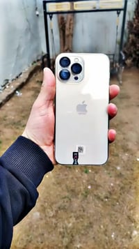 ايفون 13 برو ماكس • باتري 95% • ابيض شاصي ذهبي