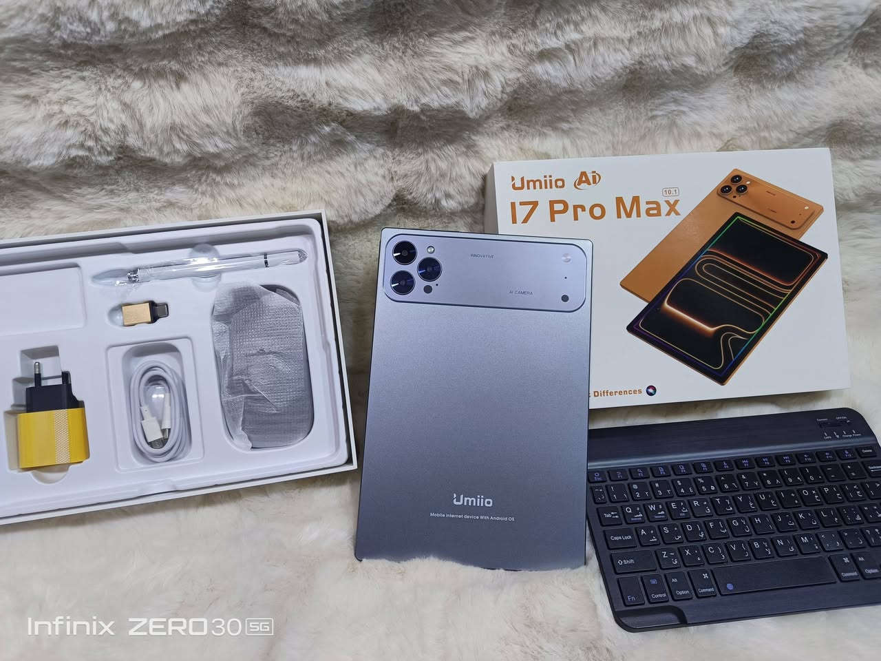 تابلت جديد بالكارتون ذاكره واحد تيرا بايت حجم الشاشه 10 انج مع كامل ملحقاته يدعم  سيمكارت شحن تايبسي عشوائيه 16السعر 150 الف ع اول تم


**إذا كنت صاحب هذا الإعلان وتريد حذفه لأي سبب، رجاءا أرسل رسالة إلى الدعم الفني**