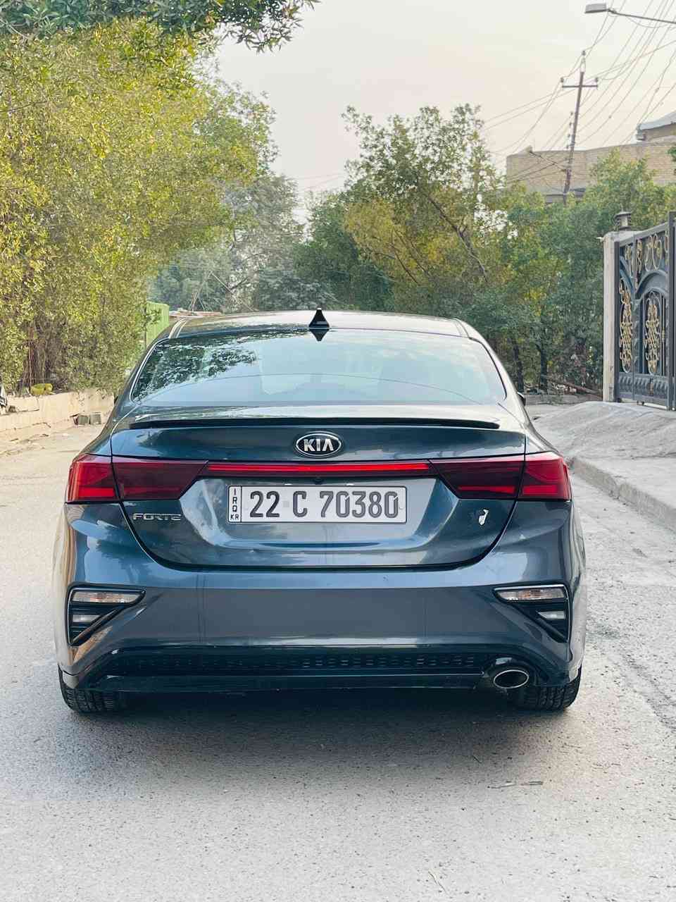 السلام عليكم للبيع كيا فورتي 2019 وارد أمريكي حادثها فقط بنيد مكينة 2000 دوش بلادي على وضع شركه كير محور اي تي كهربائيات وميكانيك وضع شركه كله شغال صدر امامي خلفي كله جديد قبل سبوعين شادك رقم اربيل تحويل شوكت ماتحب السعر #128 وبيه مجال كلش بسيط العنوان بغداد ***********
