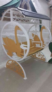 مرجوحه طفل تسكام مديل حلو ستعمال قليل ب١٥٠  شراي يتصل ٠٧٨١٤٢٦٠٨٠٦