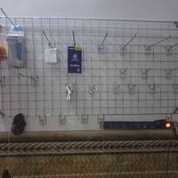 مشبك حديد • ١٢٠×٦٠ • هوكات ١٠/٢٠/٣٠سم