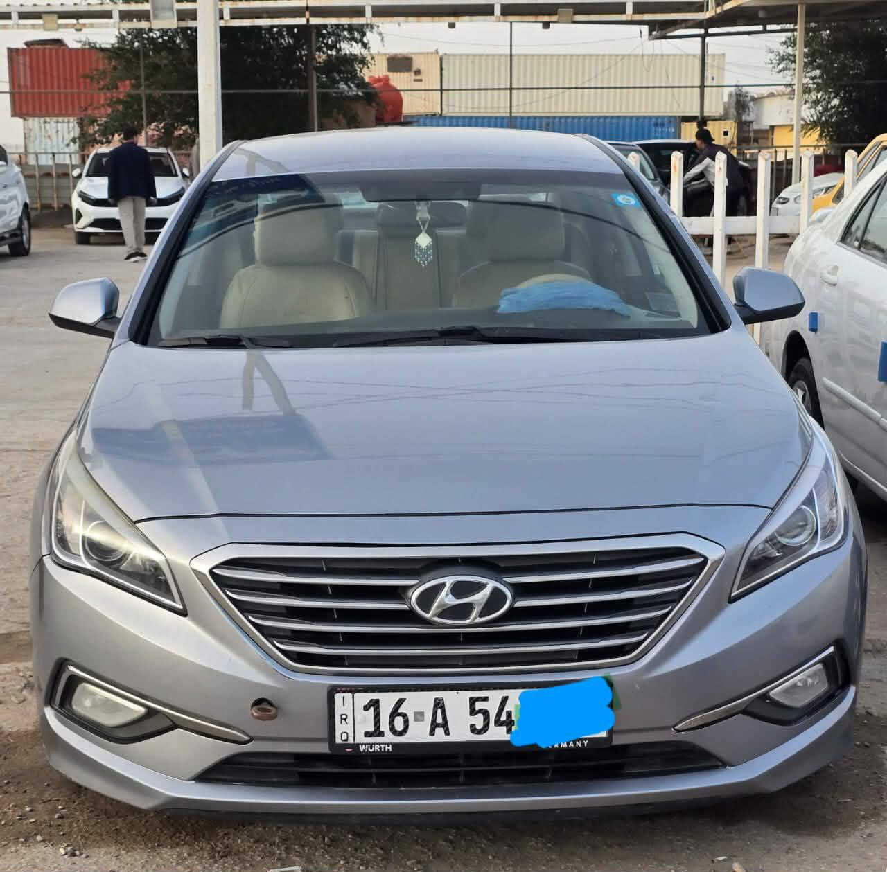 السلام عليكم
سوناتا 2016
مكينه ٢٠٠٠دوش 
رقم قادسيه بسمي
السياره خليجي بيه جاملغ امامي جه يسره صبغ وتبديل بنيد بدون صبغ اصلي بدون دواخل
السياره مخدومه نضيفه كلش 
مثل مموضح بصور 
مكاني بابل ناحيت الكفل 
السعر 120
للاستفسار الاتصال
***********
