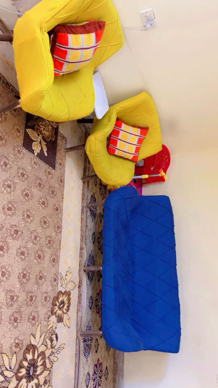 غراض مستعمله للبيع للعلم نظيفات ومابيهم ضرر 

مكان بغداد ابو غريب 

للاستفسار اتصل ع رقم 
***********
