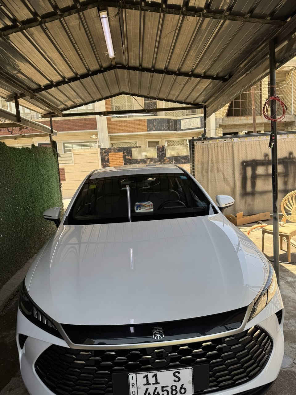 السلام عليكم
BYD 2025 Qin plus 
بدون صبغ 
بغداد خصوصي 
اللون أبيض 
ماشيه 4900 
السعر 18,900$
مكاني بغداد 
رقم هاتف:***********
