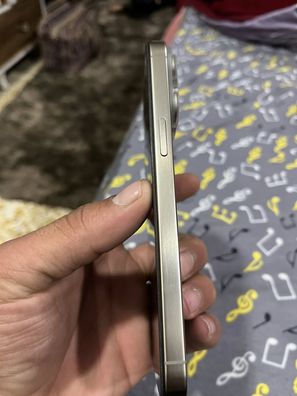 15برو ماكس ذاكره 256بطاريه88 الجهاز كلش نضيف بس مبدل شاشه نوعيه جيده سعره 770 وبي مجال بيع او مراوس ***********متواجد واتساب فقط
