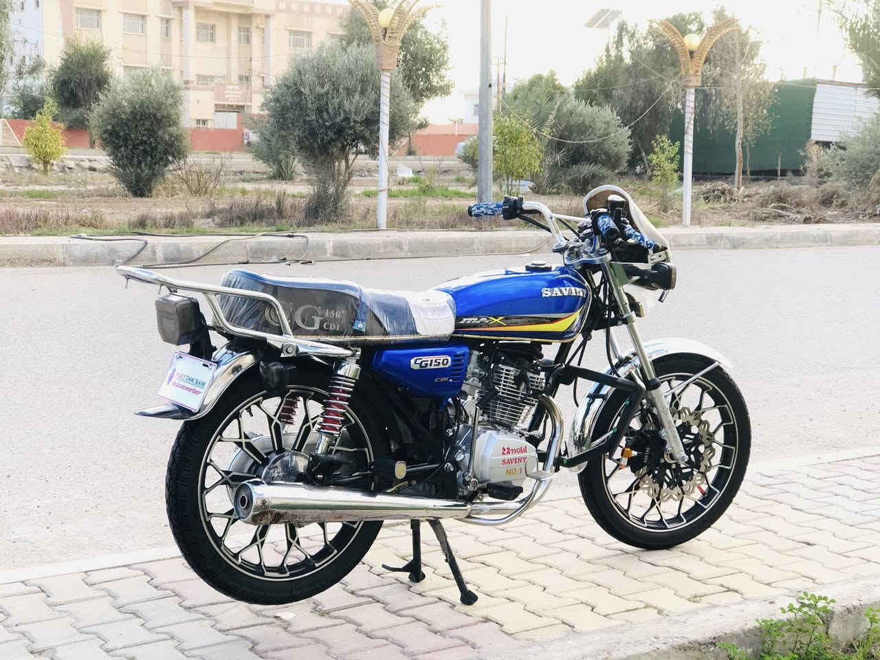 السلام عليكم دراجه ايراني سيڤان للبيع محرك 150 نظافه فول السعر 775 وبيها مجال للاستفسار  هـ ***********
