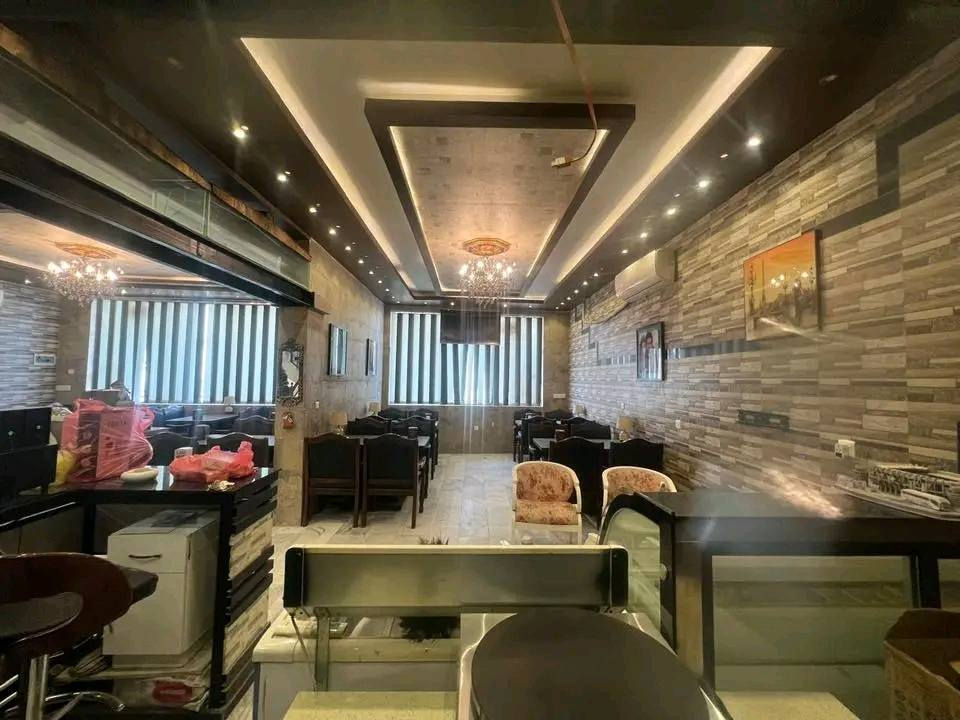 فرصة عمره الي يريد يجهز مطعمه بافخم شي و بسعر البلاش
غراض مطعم درجة اولى للبيع  للبيع 
جدر كنتاكي 
فرن بيتزا 
طباخ صناعي 
كابسة صاج 
مثرامة لحم 
عارضة كيك 
ميز كاشير
خلاط حمص بطحينة 
خلاطات عصير 
مكينة كريب كيك
حماية فنكر  
صحون تقديم ديكورية فرنسية 
عشرات سيتات الاقداح و الاستكانات  
١٥ طاولة صاج مودرن مع ٥٠ كرسي صاج ملكي 
نراكيل 
مكينة قهوة ايطالية ١٤ مشروب 
مجمدة عارضة 
شاشات سمارت 
تخم قنفات 
البيع شروة واحدة   
كثير من التجهيزات
 الدورة مجاور كلية دجله
***********
