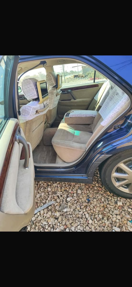 تيوتا كراون للبيع نواشف
المواصفات 

1ديفور الجبير شاصي 75

2برده خلفيه 

3لسياره كرستال بس التنتنه عاديه 

4ثلاث دكم 

5اربع كشتات كهرباء 

6دركه أم الصاج 

7اربع شاشات 

8ارايل ثنين كرستال أصليات 

9استيرن كهرباء 

10اشاير بل مري 

11مري شفط وهيتر 

السياره جاهزه من كل النواحي ربع دينار ماثل عليه السياره مكفوله من الكص ونقل جثه وضربه القويه السياره بسمي شرط مداور ثاني يوم  

السعر 145وبيه مجال لطيبين مكان السياره نجف 

الرقم ***********
