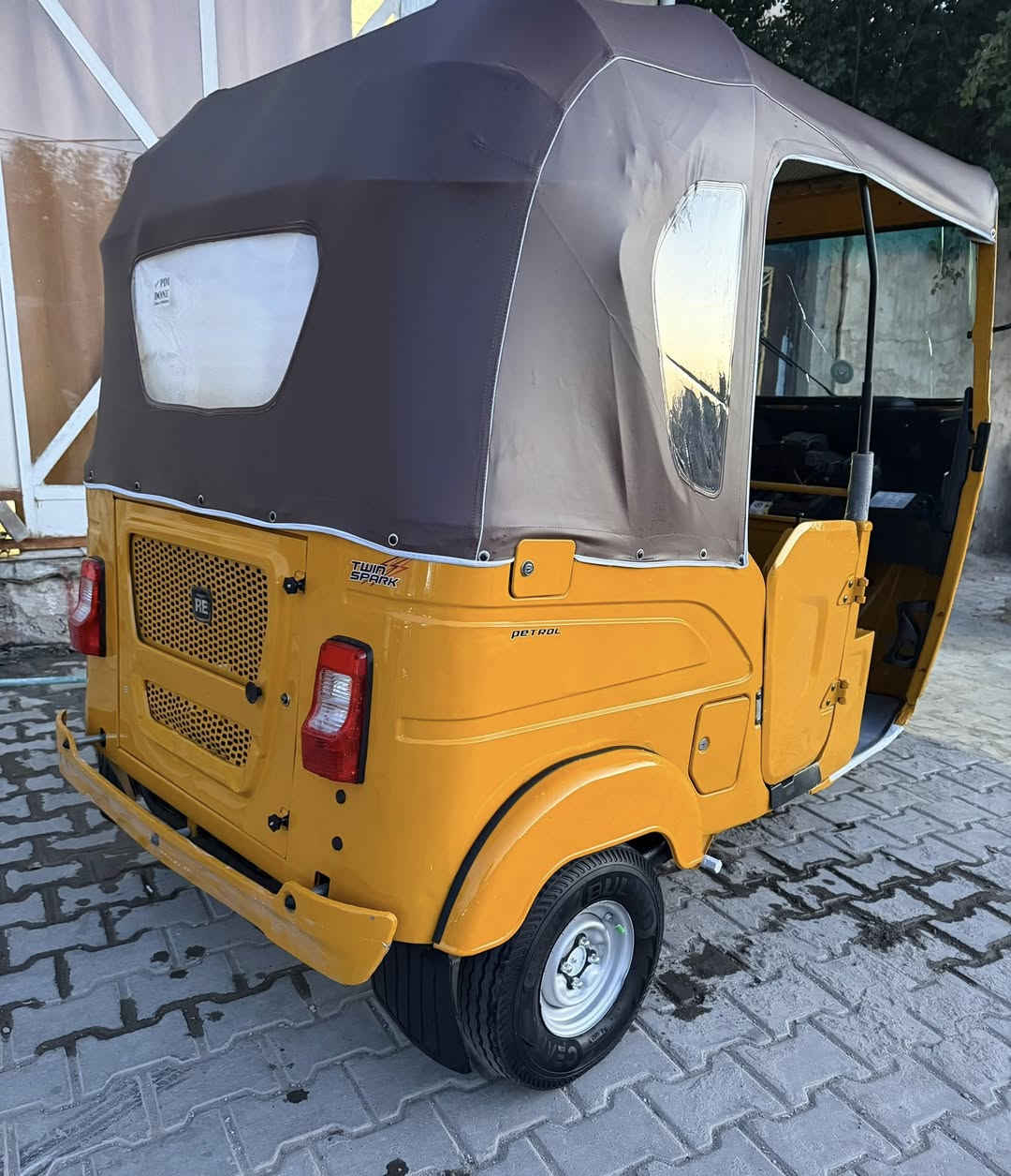 سلام عليكم تكتك ٢٢ اول وجبه رقم كربلاء انكليزي بسمي محرك مكفول كشر مكفول تكتك جديده وجاهزه 
مكان كربلاء ‭٠٧٧٤ ١١١ ٥٦٨٤‬
