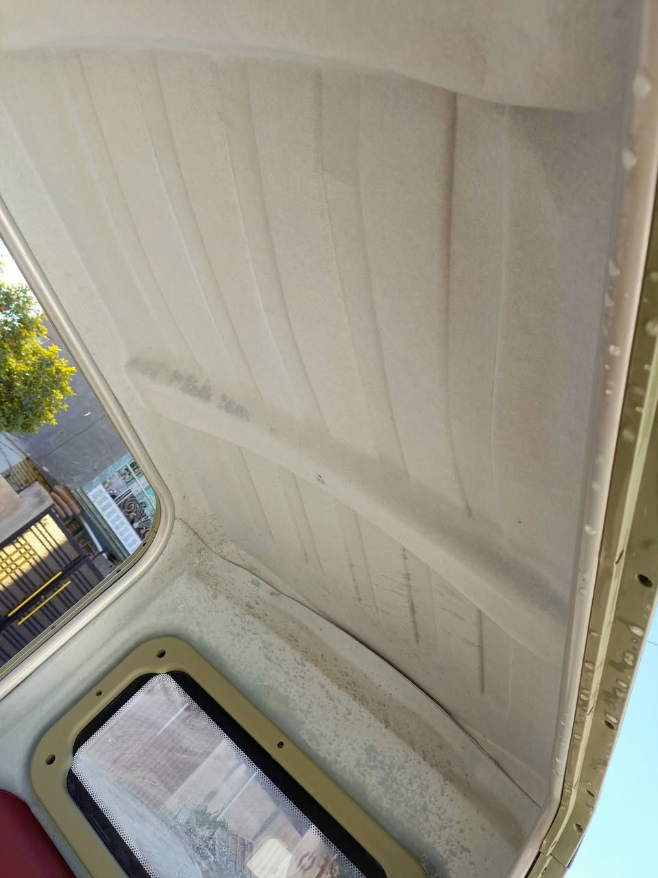 اسلام عليكم شباب تكتوك شحن مكفوله نضافه /100مصارله اشهر من طالعه من الوكيل للبيع السعر 1/600مليون وبيه مجال بسيط للستفسار عله هاذا الرقم ***********
