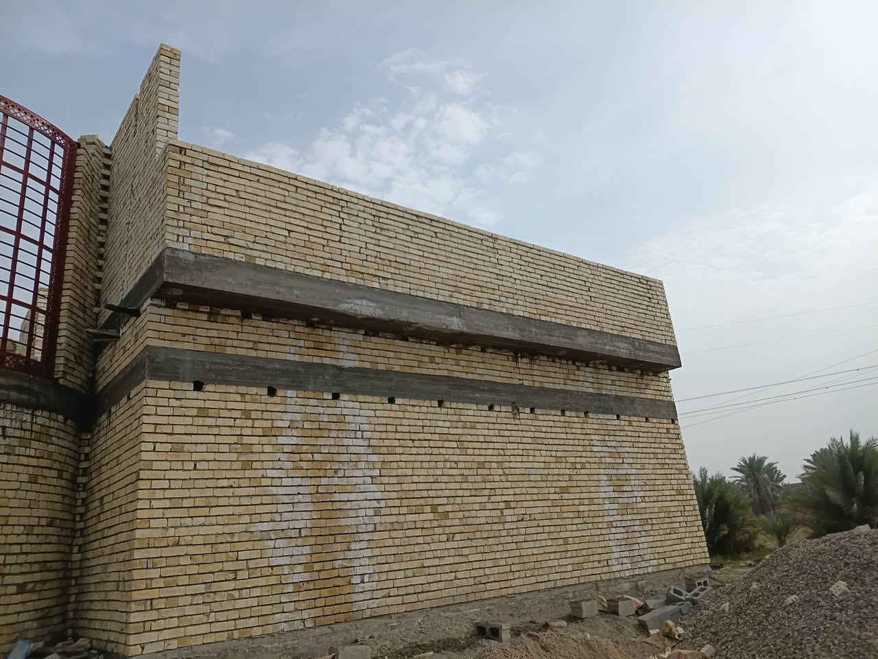 خلفة بناء في بغداد كلشي بسعر على دبل قطعي على ليوميه التواصل *********** /***********
