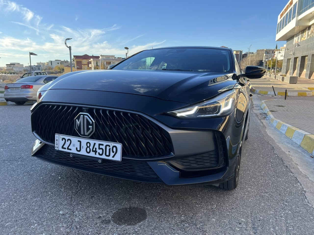 mg Gt luxury 2022 وارد خلیجی 
فول مواصفات زەمانی ٤ ساڵی شەریکەی ماوە

بێ سبوغ بێ تەعدیل سەیارەکی زۆر پاک و خاوینە 25000 کیلۆ مەتر رۆیشتووە 118$ 
0750 4900093
