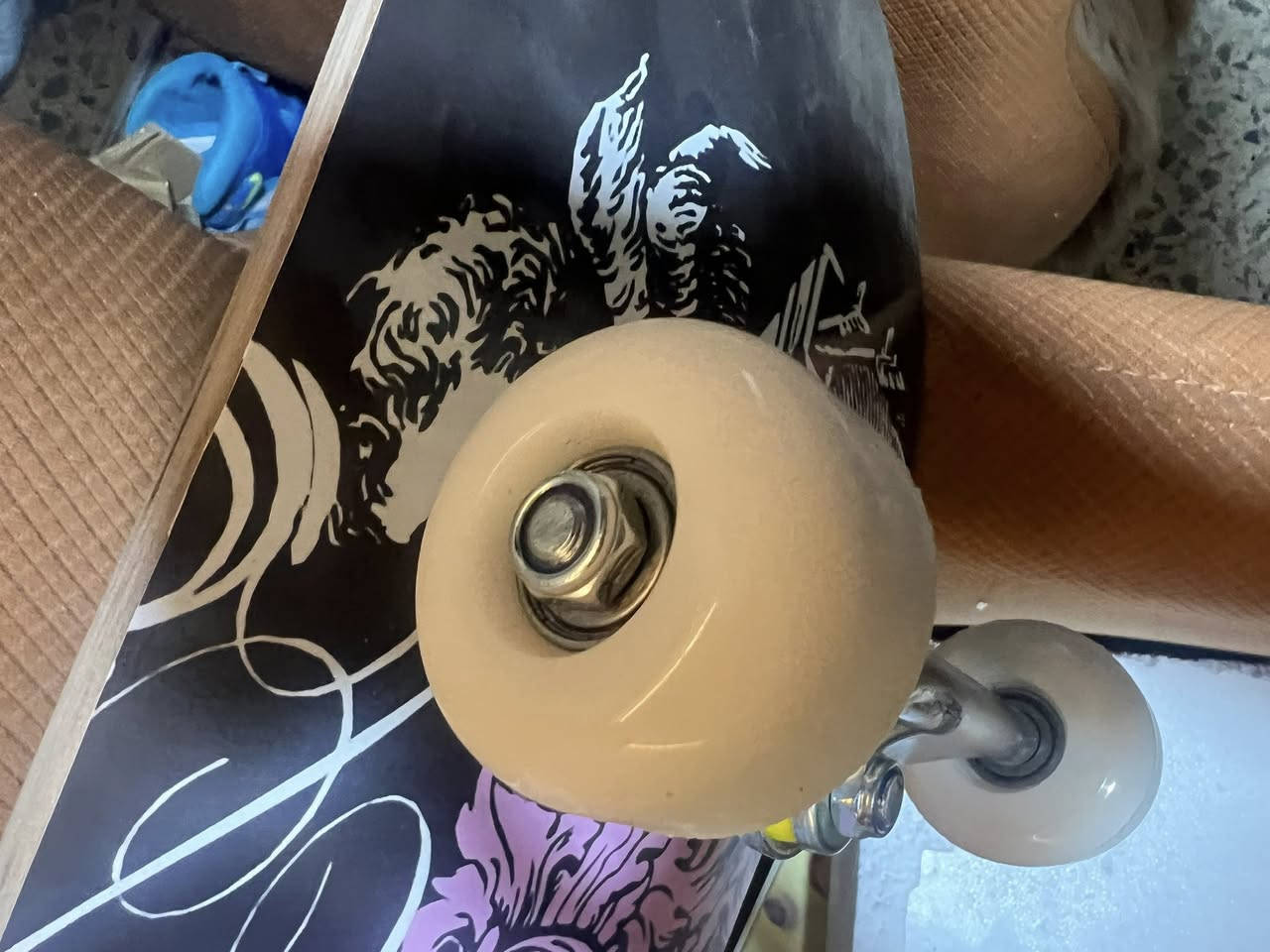 السلام عليكم 
سكت طوله متره و السطح مالته خشن مانع للانزلاق و نوعية جدا قوية 
25 مع التوصيل 
شكرا


**إذا كنت صاحب هذا الإعلان وتريد حذفه لأي سبب، رجاءا أرسل رسالة إلى الدعم الفني**