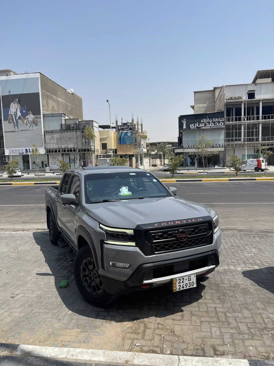 نيسان فرونتير اسمنتي (2022) Pro_4x اعلى مواصفات رادار امامي. قياده ذاتيه. كامرا 360.توقف ذاتي امامي وخلفي. تبريد تدفئه كشنات. فتحه سقف تدفئه ستيرن. وتحديد مسار. نقاط عمياء بالمري. نقاط كهرباء بالبدي وكامله سياره كير ومحرك وحداده وكلشي   ماشيه ٨٠ الف ميل بيها بارد بجاملغ خلفي كلش خفيف والبنيد ..*********** +اذا سعرك فوك 305 خابرني اقل لا تعب روحك رجاءً وتخابر وشكراً
