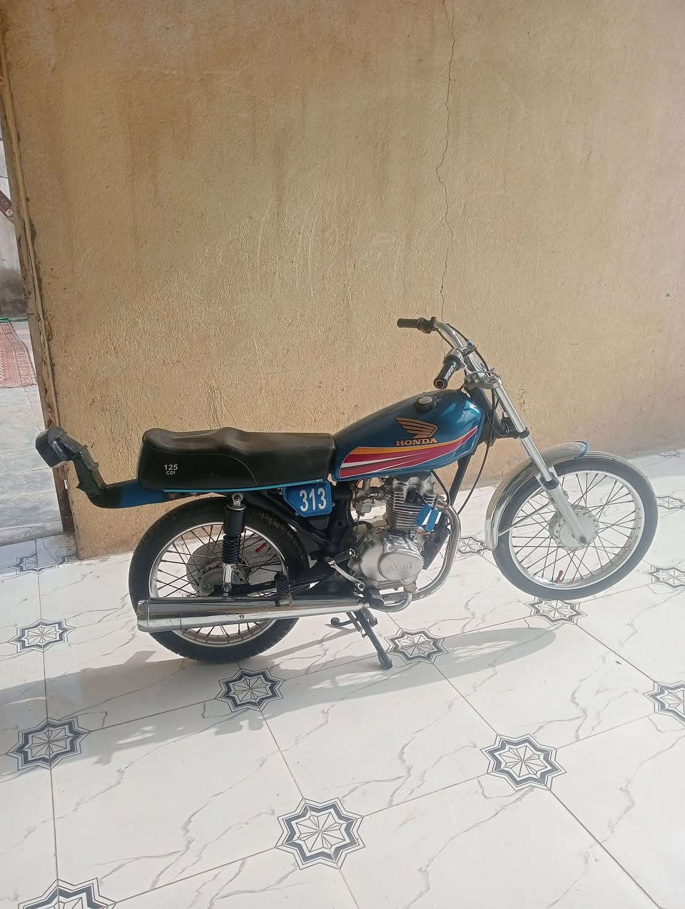 سلام عليكم دراجه نامه موديل 19 تعمير جديد أوراق كامله
المكان الناصريه التضحيه السعر 850وبيها مجال لاشراي المو شراي لاتعبني رجان رقم التواصل ***********      الرقم الثاني ***********
