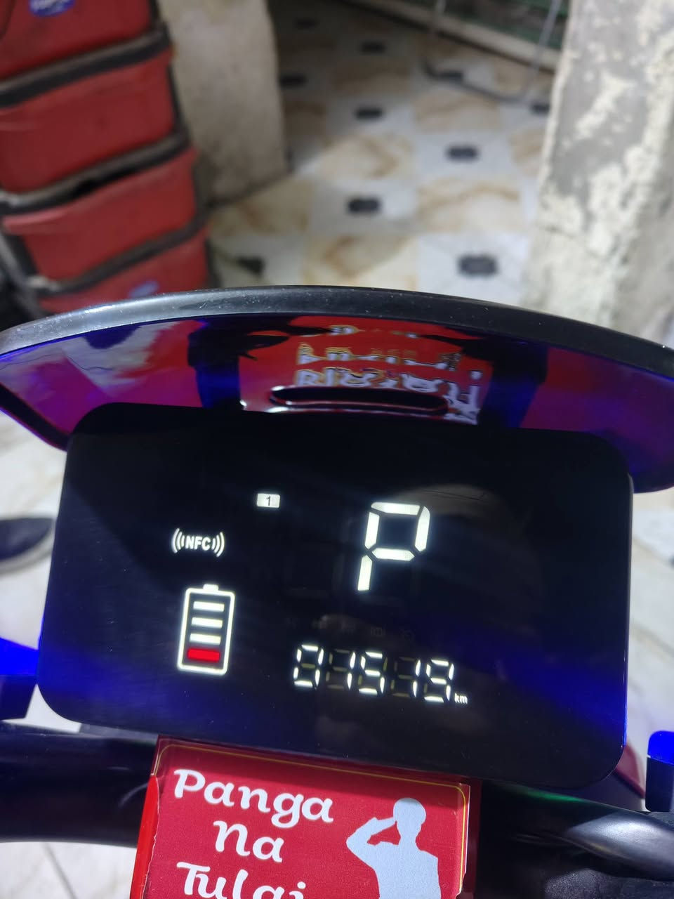 درجة شحن R9مديل 2026 جديدة كلش نضيفه وحلوه السعر 570 وبيه مجال رقم البصرة ***********3
