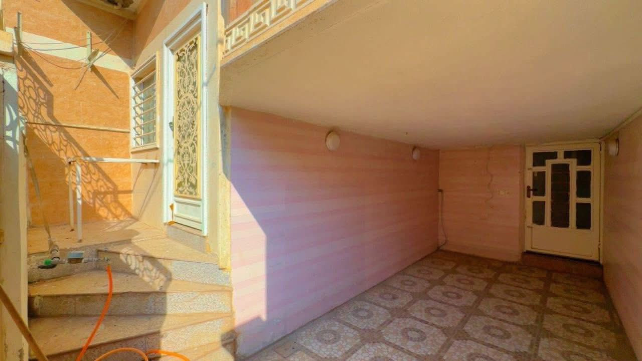 دار للأيجار حي السكر قرب الخنساء 

المساحة 90 متر 

الاول كراج هول استقبال مطبخ صحيات غرفه نوم

الثاني 3 غرف نوم هول صحيات 

بدل الايجار 500 الف 

للاستفسار اكثر مراجعة مكتب العمران سايدين السكر

***********
***********
