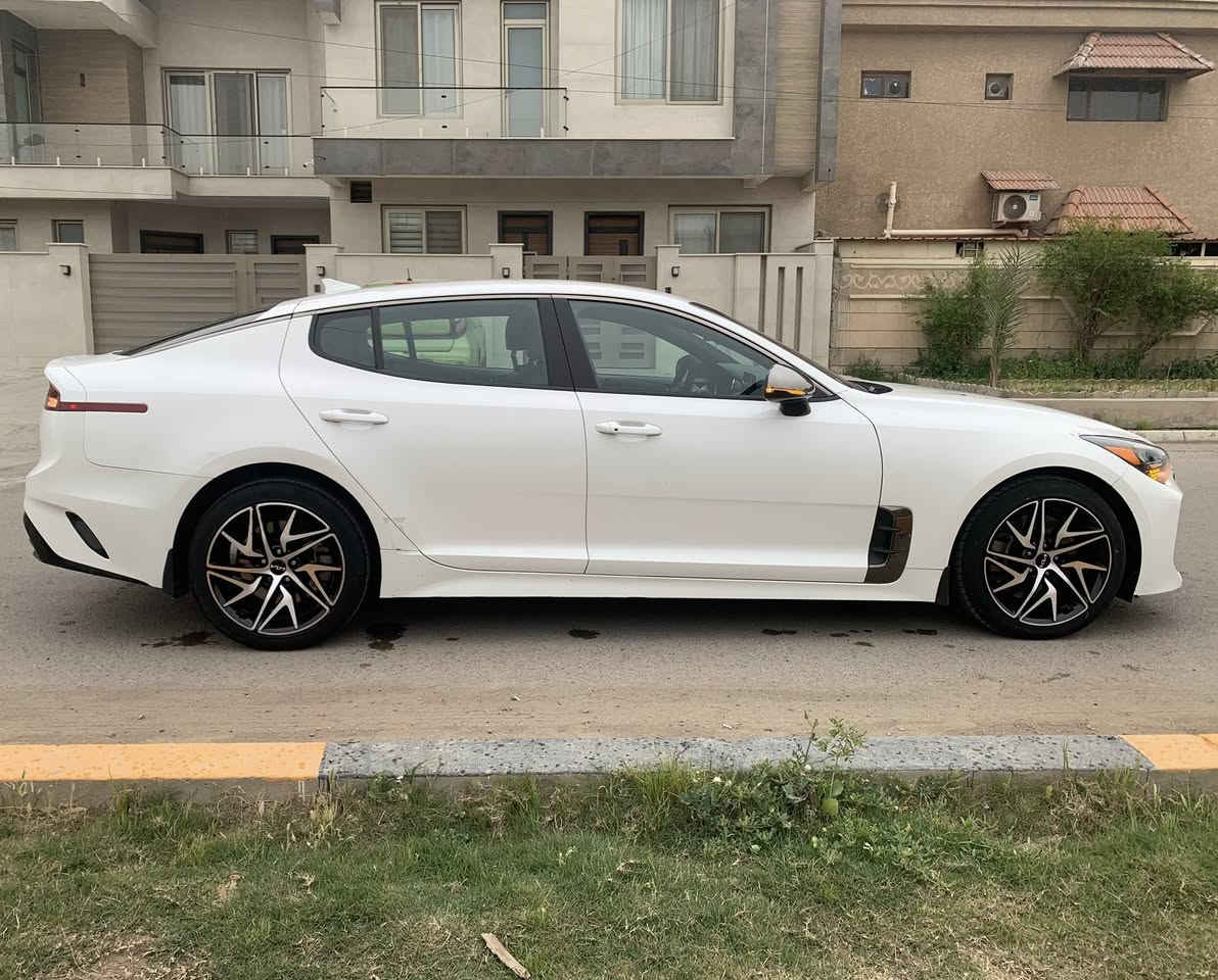 للبيع  Kia Stinger 2022 Gt-line
سيارة نظيفة جداً .(2500T)300 حصان

 • الموديل: 2022

 • الفئة: GT-Line

 • وارد: أمريكي حادث سرقه 

 • جاملغ مفتوح او راجعين شادي نفسه 

 • بنيد كلير فقط من امريكه

 • السيارة فول كامل ما عدا الفتحة

المواصفات:

 • كشنات كهرباء

 • تدفئة كشنات

 • تدفئة ستيرن

 • رادارات 360 درجة

 • حساسات أمامية وخلفية وجانبية

 • كامرة خلفية

 • اوتو هولد / بريك بصمه/اوتو ستارت ستوب

 • قيادة شبه ذاتية

 • تحديد مسار

 • خريطة / نفگيشن

 • شاشة كبيرة

 • تشغيل بصمة/بصمه ابواب/تشغيل عن بعد

 • وضعيات قيادة

     •      ترحيب عنده الاقتراب مري طي اوتو 

مكاني بغداد جميله سعر 182 مجال قليل حك جيه

***********
