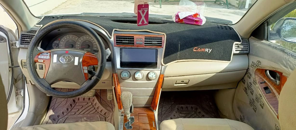 السلام عليكم كامري 2009 خليجي
السيارة فول مواصفات رقم بغداد باسمي مكان السيارة 
الانبار الفلوجة.  حادث السيارة باب عكس السايق و البنيد مرشوش جمالية ويوجد شبر بارد بل الهلال الخلفي عكس السايق 
سعر السيارة 125 متواجد على الفيس 

‏‪***********‬‏
.
