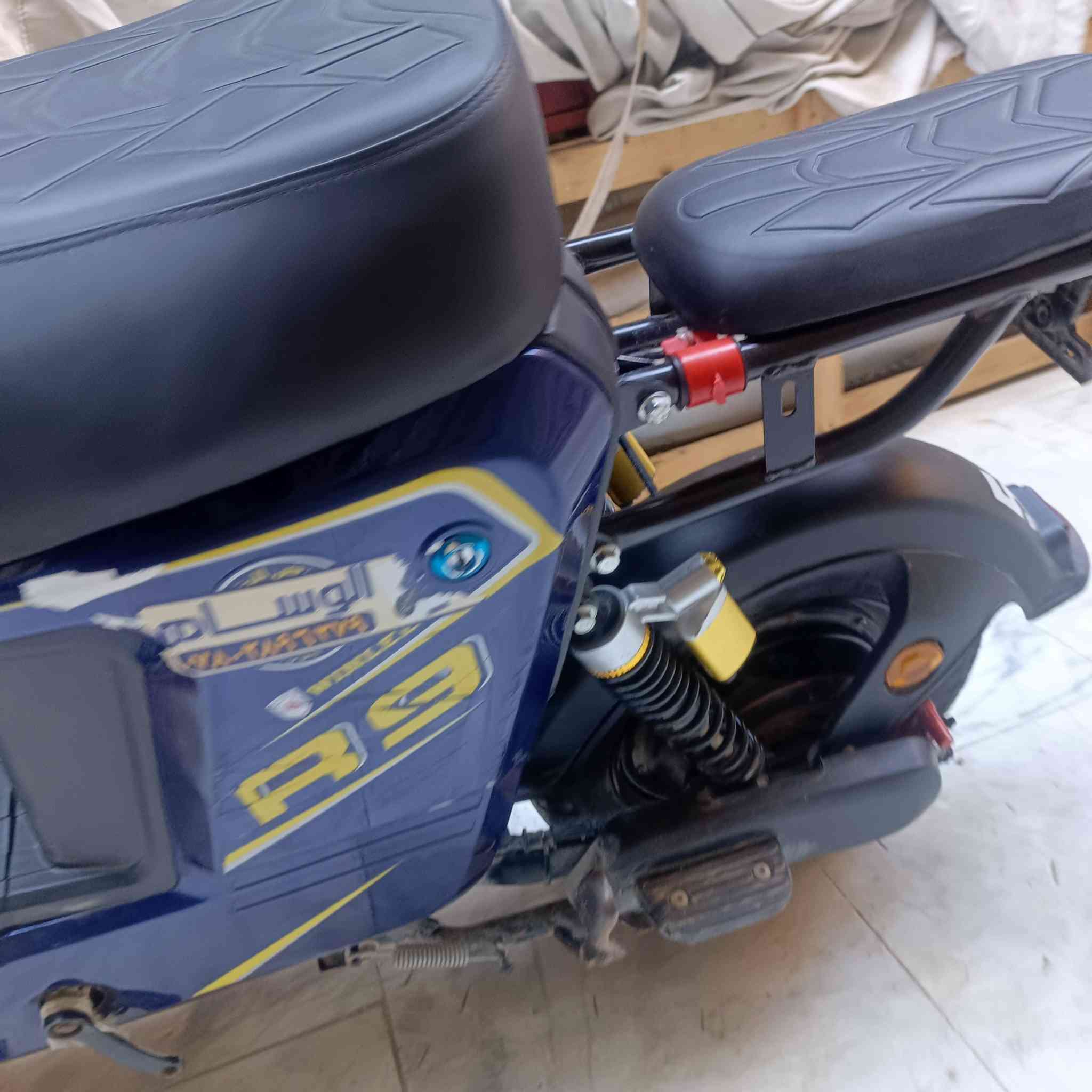 السلام عليكم دراجه ار تسعه خمس بطاريات🔋الونلي موديل 20026
بركيات دهن دبلات هايدروجي ونضيف وبيهه مواصفات للستفسار على الرقم***********
