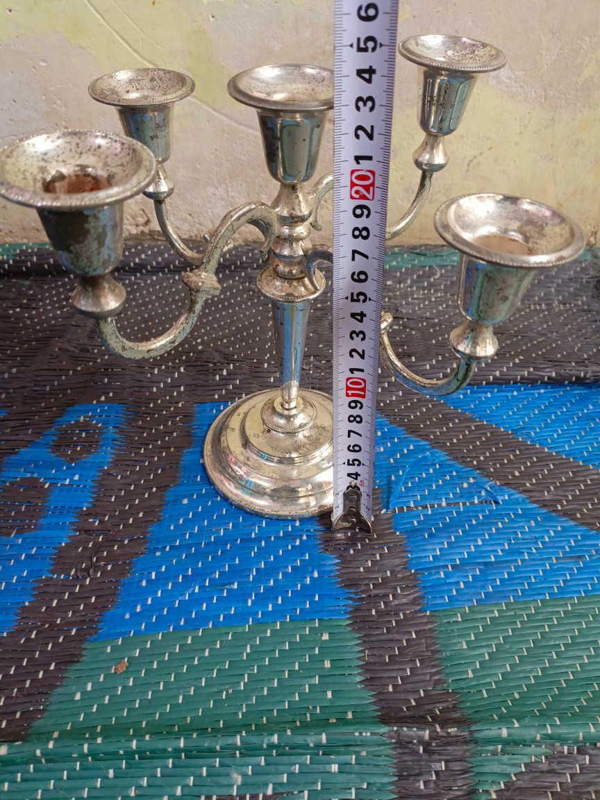 شمعدان نحاس السعر 30 الف قياس موضح بالصوره يوجد توصيل جميع المحافظات


**إذا كنت صاحب هذا الإعلان وتريد حذفه لأي سبب، رجاءا أرسل رسالة إلى الدعم الفني**