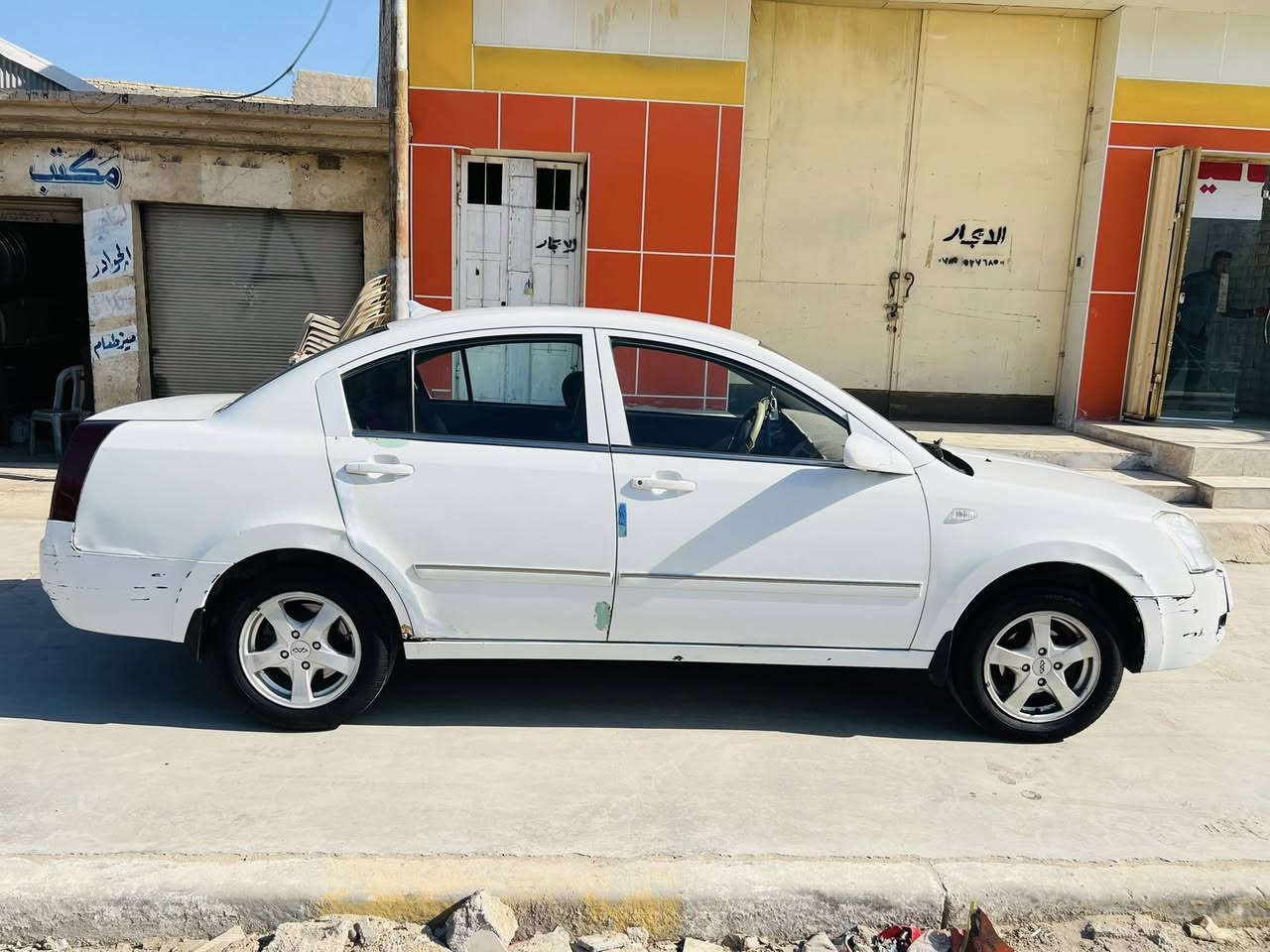 السلام عليكم جميعاً
شيري A520 
مكفولة كفاله عامة عدا الخياسات الي موضحه بالصورة 
محور مكينه وكير كورلة 
موديل 2012 سنويه ل سنه 2028 
رقم بغداد شرط التحويل 
داخلها تضيف 100‎%‎  
تخم تاير 
حدادية الخلفيه تعبانه فقط 
كهربائيات كلها شغاله 
مكاني بابل سدة الهندية 
***********
