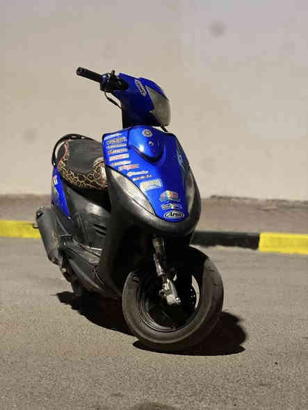 سلام عليكم دراجه ماكس عدلا للبيع دراجه كلشي شغال بيه من طول لطول دبل امامي رياضي بيه زنون بيه رماش بيه حساس دراجه شلعا ومعدل كلجات رياضي دراجا مزودا خارجي وداخلي مفتوحا شايل لبوشا 49حاط 55فقط رائدا ب700وبيه مجال حك لجيا *********** مكاني بصرا جزائر
