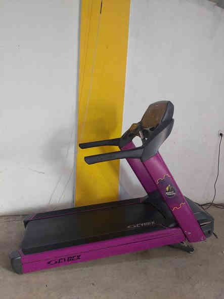 جهاز ركض سايبكس مستعمل للبيع
السعر 750 دولار مع التوصيل لجميع المحافظات 
للاتصال :  ***********
واتس اب:  ***********    
🎯انستغرام: https://instagram.com/himan5841?igshid=8aqowv3kui7h
🎯كروب واتس اب :
https://chat.whatsapp.com/CenxUvMXIhA5TvYffMsdz0
