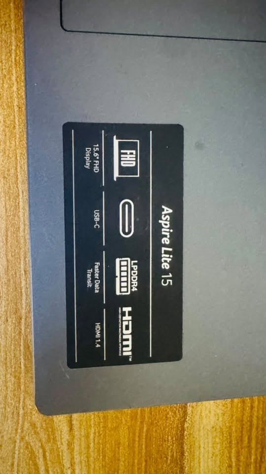 السلام عليكم لابتوب Acer
نضيف بالكارتونه مستخدم 
مكاني بغداد 
سعره 175 وبي مجال بسيط 
لتواصل ***********
