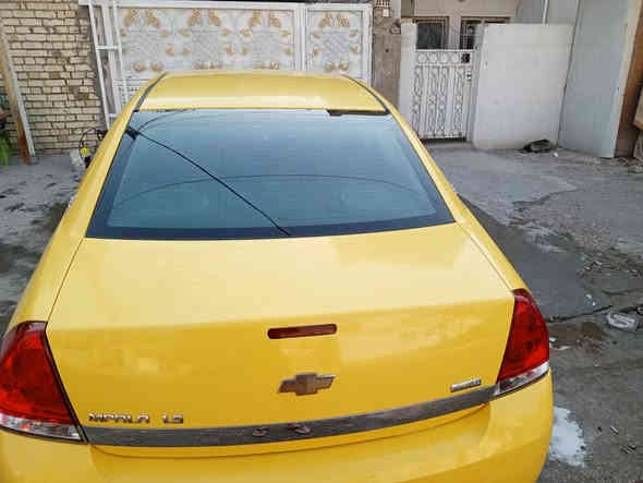 السلام عليكم
امبالا للبيع موديل 2008
محرك 3500 
كير مكينه جديد 
تبريد تتفئه شغال 
كهربائيات كلها شغاله دواخل بالكامل على البلاد
بيها خط اعماره بغداد 
مكان السياره بغداد المشتل 
للاستفسار ***********
