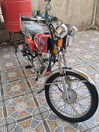 نامه امتياز موديل 2025 دراجه ع وضعيه الوكاله للبيع تفاصيلها خاص 078004...