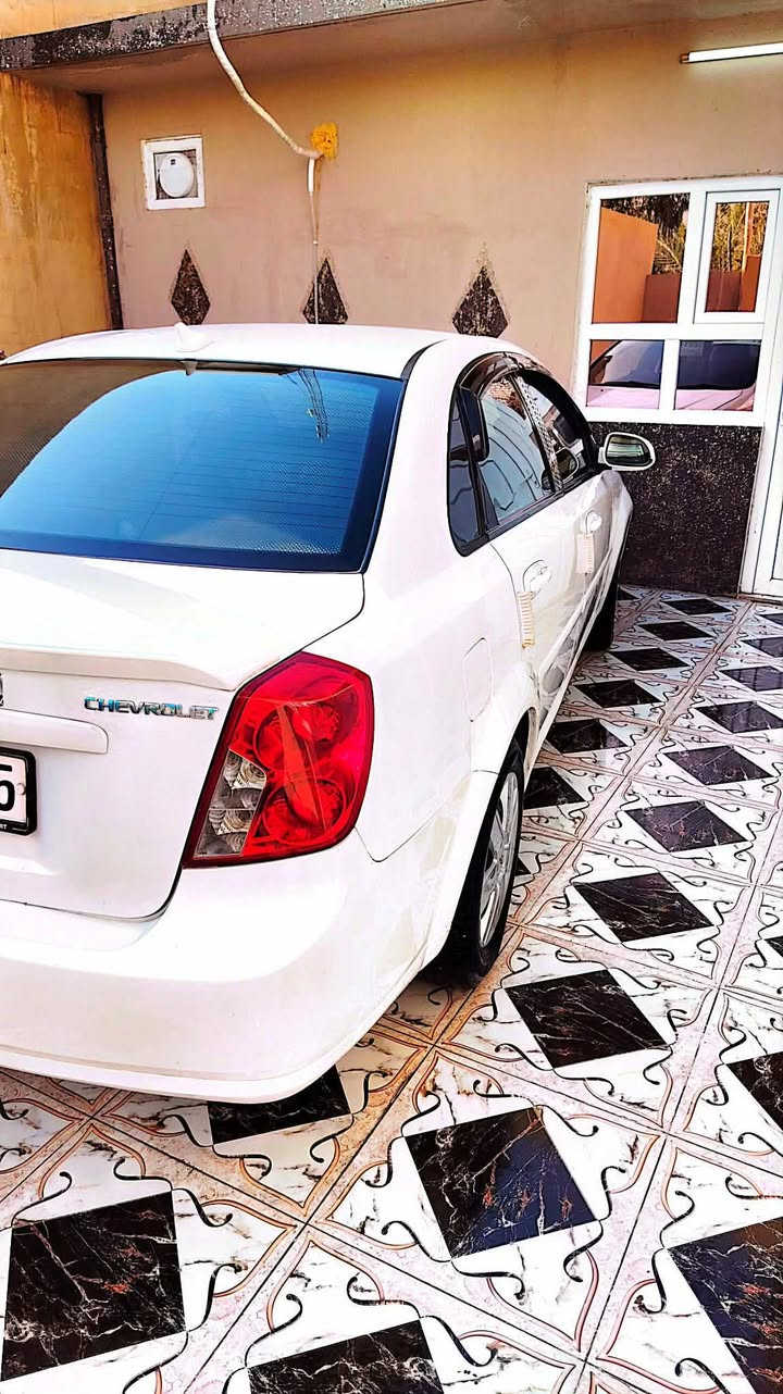 اوبترا للبيع موديل 2011
السعر80
وبيها مجال السيارة مرفق السونار وياها
ماناقصها اي شي جاهزة كامرة شاشة طخم تايات كلو جديد بدون كاربون كير عادي 
والشرعي موجود تريد تحويل وكالة حاظر رقم الهاتف/***********
