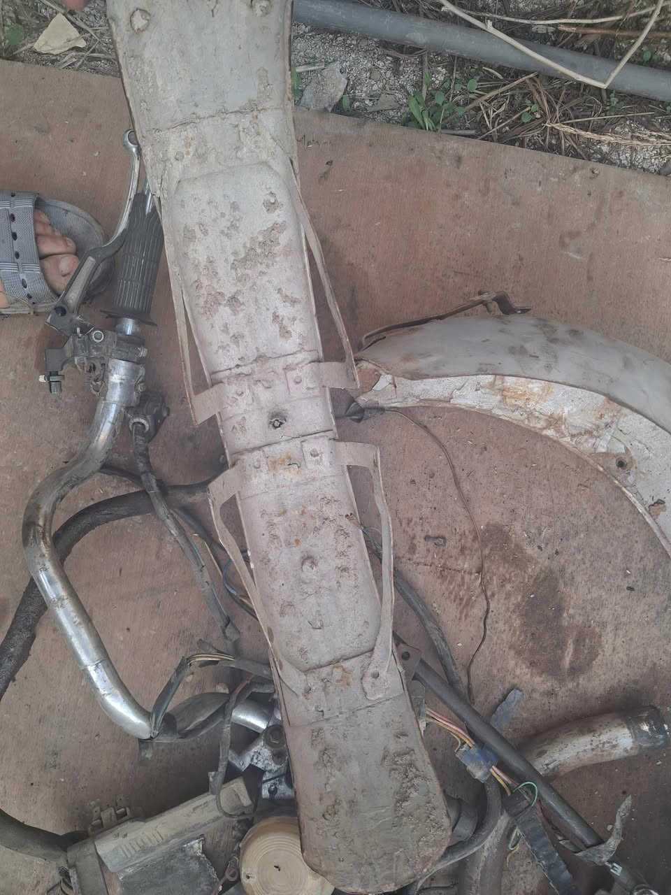 سلام عليكم للبيع جاملغ أمامي ٨١ السعر ١٠ مكاني فلوجة هاتف *********** يوجد توصيل جميع محافظات من رخصت مدير الكروب المحترم
