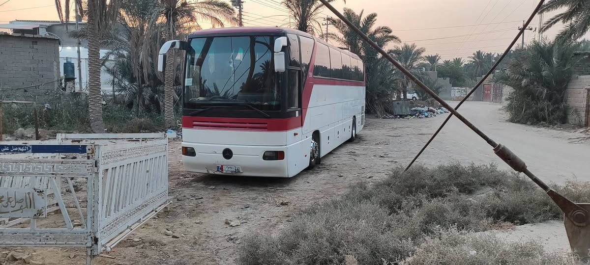 السلام عليكم باص 350 للبيع للاستفسار 
***********
