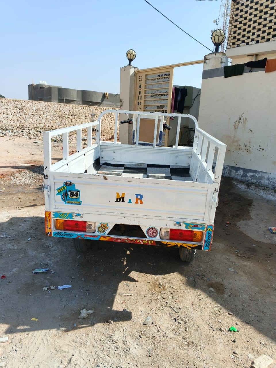 عمي السلام عليكم ستوت مديل ٩ لبيع كله جديد محرك ٢٠٢٥ شاصي نضيف قطرت لحيم مابيه 
***********
