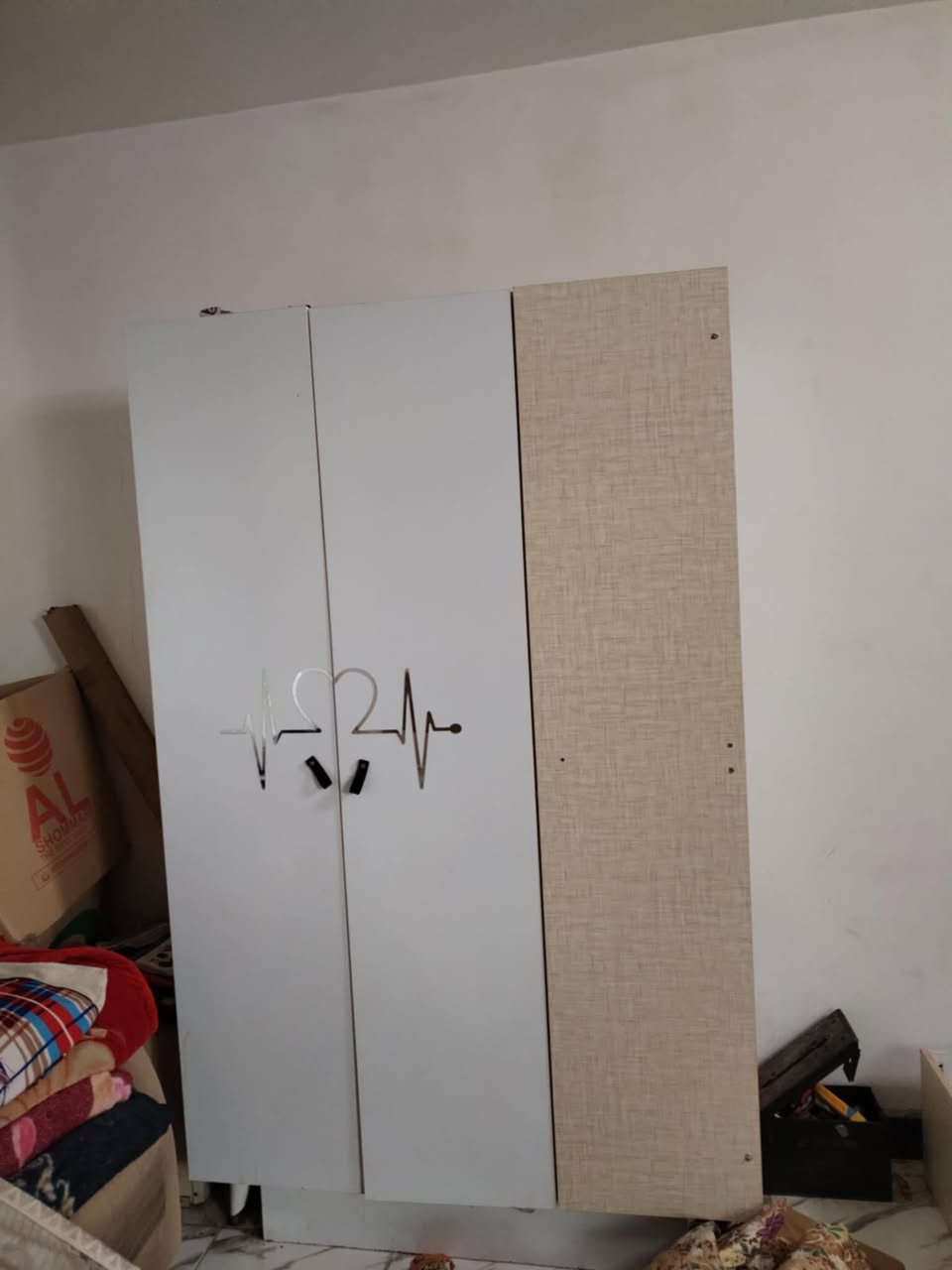 جرباية نفر عوزهة قطعة وحدة خشبة أو تخلون داخلها تخت+كنتور 3بوب تركي كلش قويات ونضاف السعر100


**إذا كنت صاحب هذا الإعلان وتريد حذفه لأي سبب، رجاءا أرسل رسالة إلى الدعم الفني**