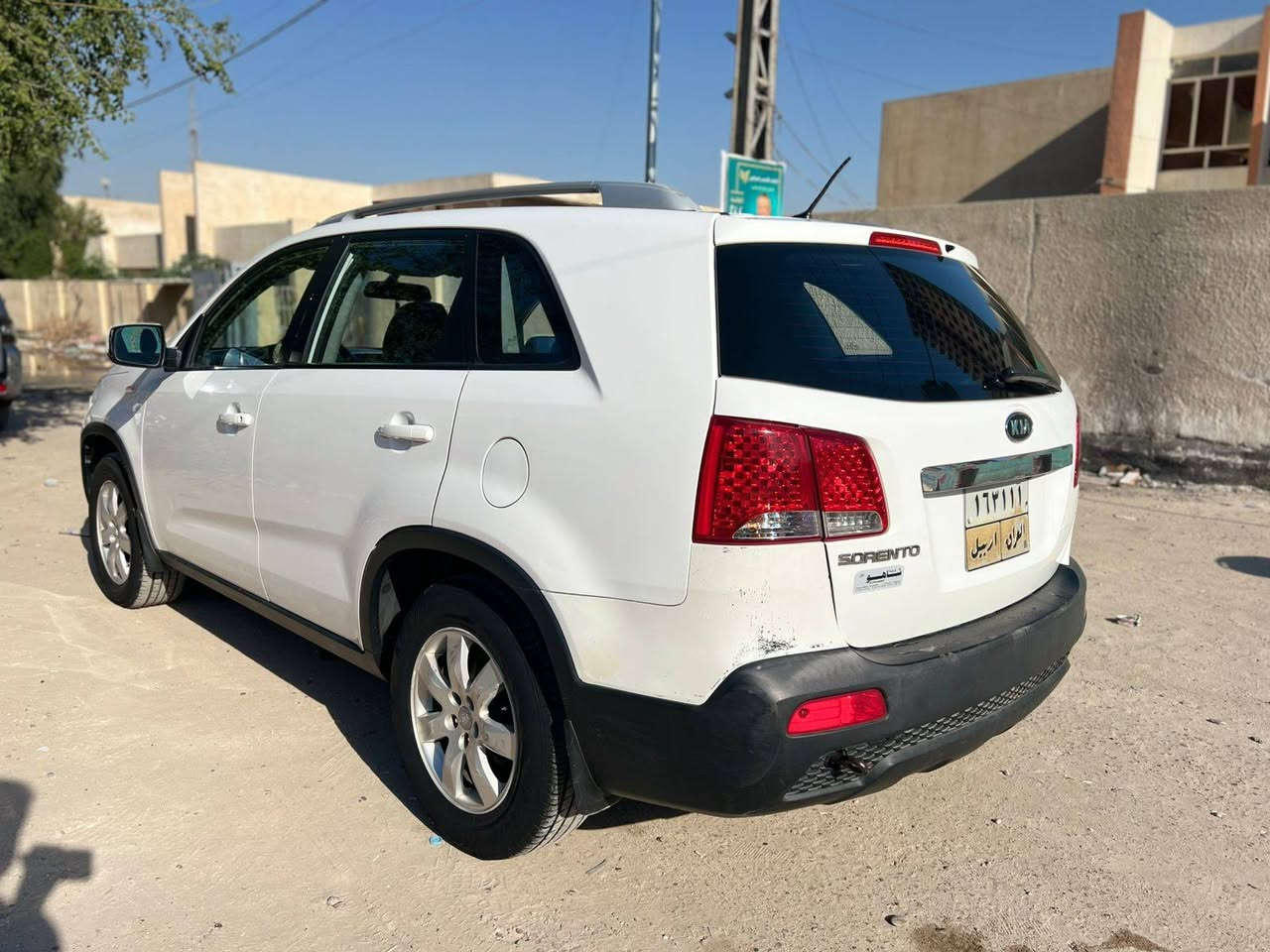 السلام عليكم
سورنتو 2010 خليجي
محرك 2400 دوش
ماشية 137 الف
مواصفات عادية
رقم اربيل القديم
السيارة بأسمي تحويل مباشر
صدر نص عمر
بيها جاملغ الايمن مبدل فقط
بارد باب الصدر وباب الخلفي
والباقي مكفول
بيها طبة بسيطة بالكير عند السرعة ٦٠
هذا كل الي بيها حتى لحد يكول ضميتهن علية
السعر  ١٢.٥٠٠ ويدلل الشراي
مكاني بغداد / البياع
ه/ ***********
