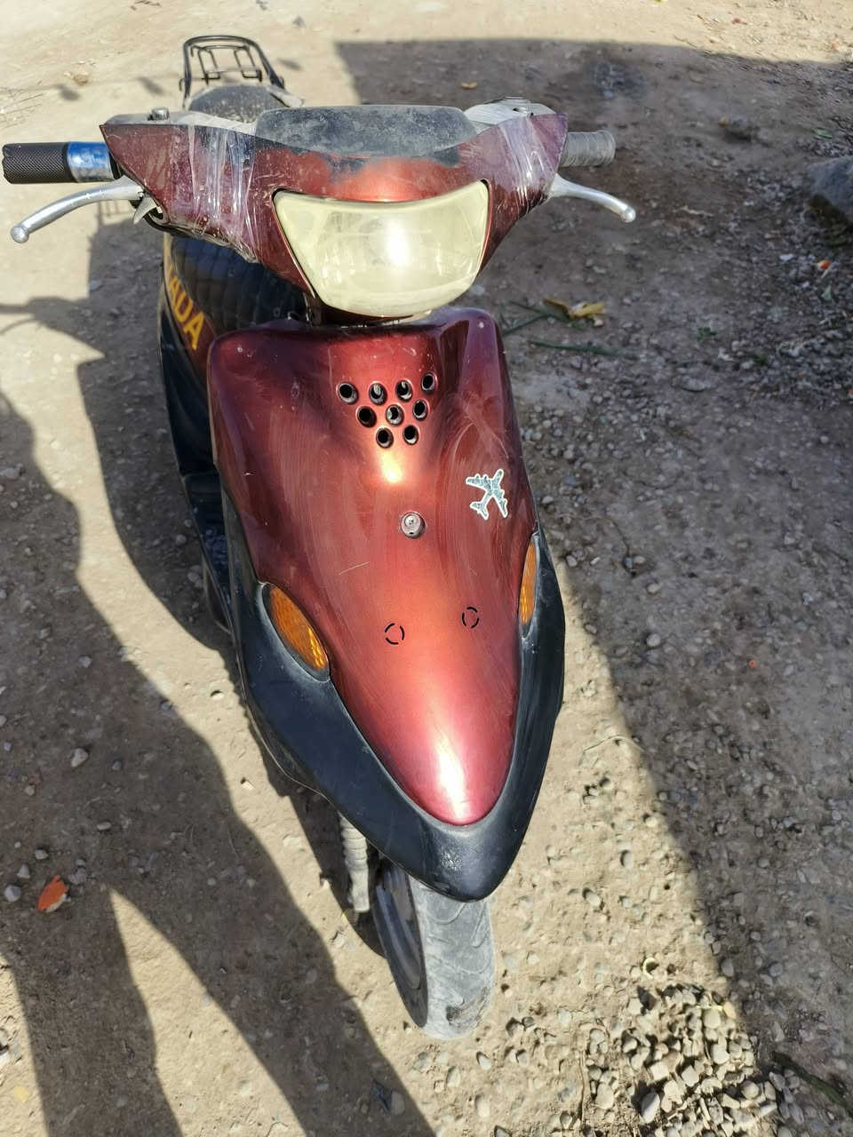 السلام عليكم 

دراجه بيجي للبيع ما عوزهه شي بس تنضيفت كابريتر و الدراجه تمشي ما بيهه بس نضف الكابريتر تصير عدك شلعه و معدل السعر 150 و بيهه مجال 
تواصل خاص و رقم ***********
